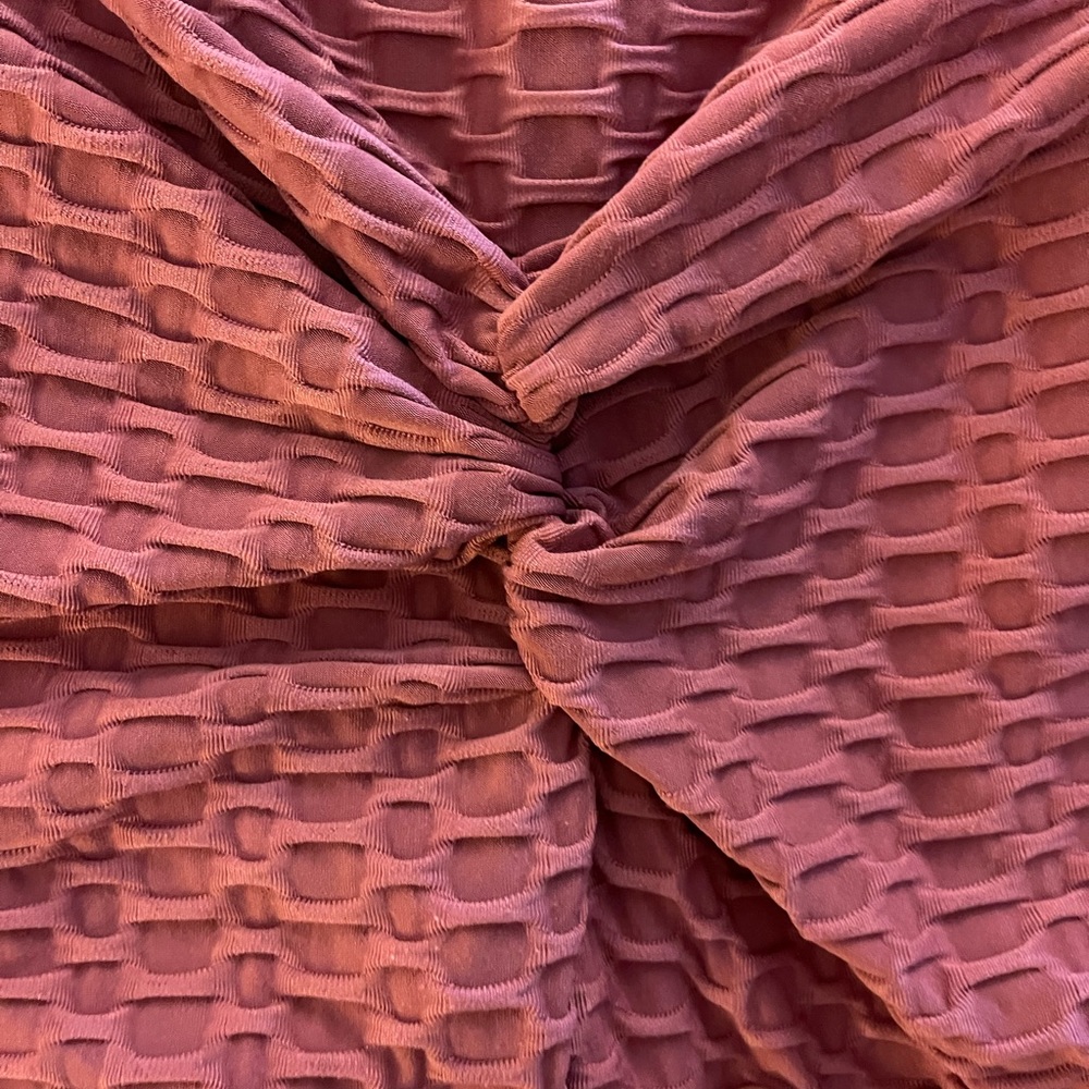 Rose pink TikTok short - Picture 4 of 5